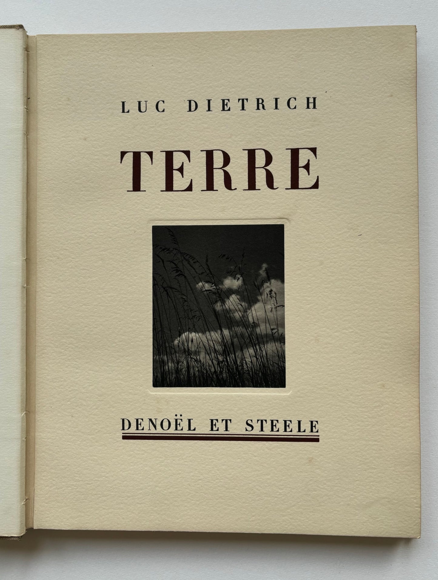 Terre. Vingt textes illustrés de trente photographies de l’auteur. (Dedicated, Signed).