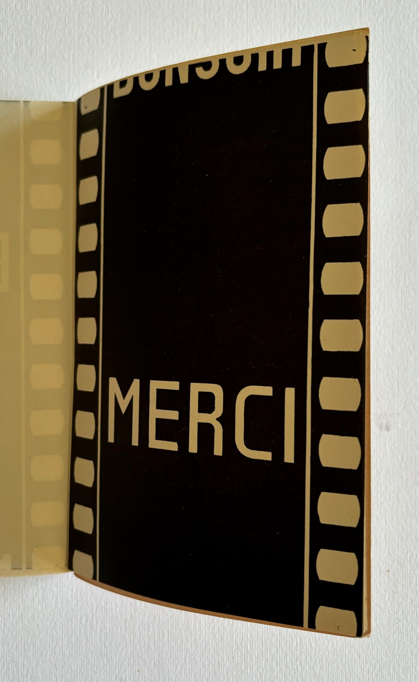 Bonjour Cinéma.