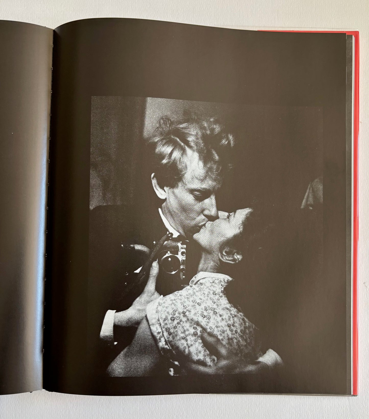L’AMOUR. Foto’s 1950-1990. Samenstelling en vormgeving ANTHON BEEKE.