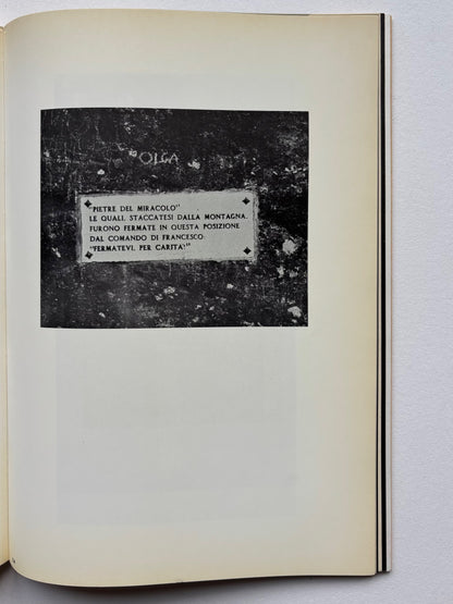 Interfunktionen no. 11. Revue des Travaux Théoriques et Practiques / Paper for New Visual and Verbal Works : Zeitschrift für neue Arbeiten und Vorstellungen no1/1