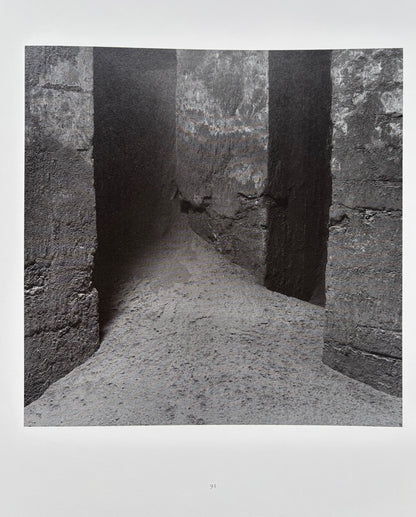 Les Pyramides du Nord. (SIGNED)