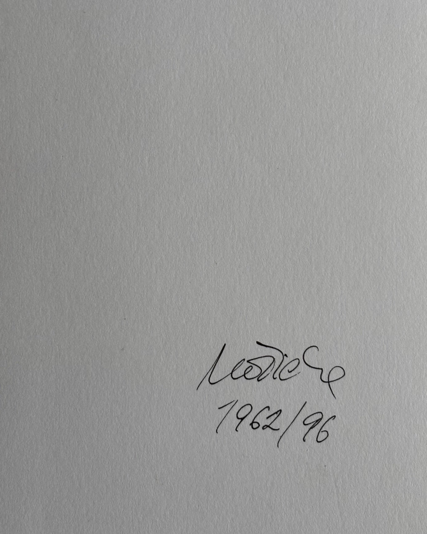 L’ENVERS DE LA PANOPLIE. RUB PARÁDNÍHO OBLEKU. EDOUARD JAEGER. (+ SIGNED, NUMBERED PHOTO)