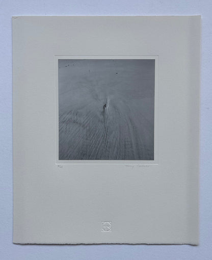WATER’S EDGE. With a introductory poem by A.R. Ammons and an afterword by Harry Callahan. (NUMBERED SIGNED + NUMBERED, SIGNED PRINT)