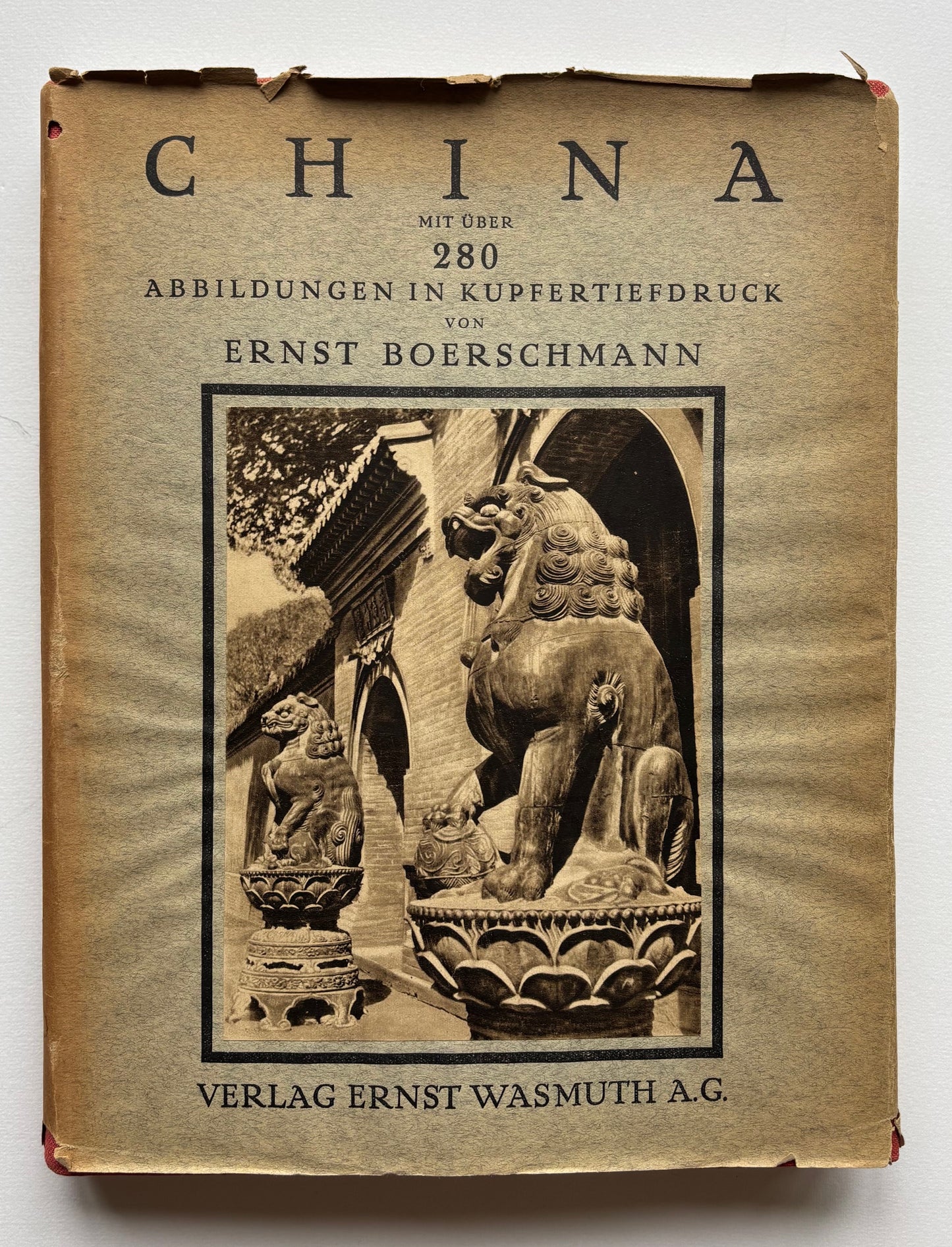 BAUKUNST und LANDSCHAFT in CHINA. Eine Reise durch zwölf Provinzen.