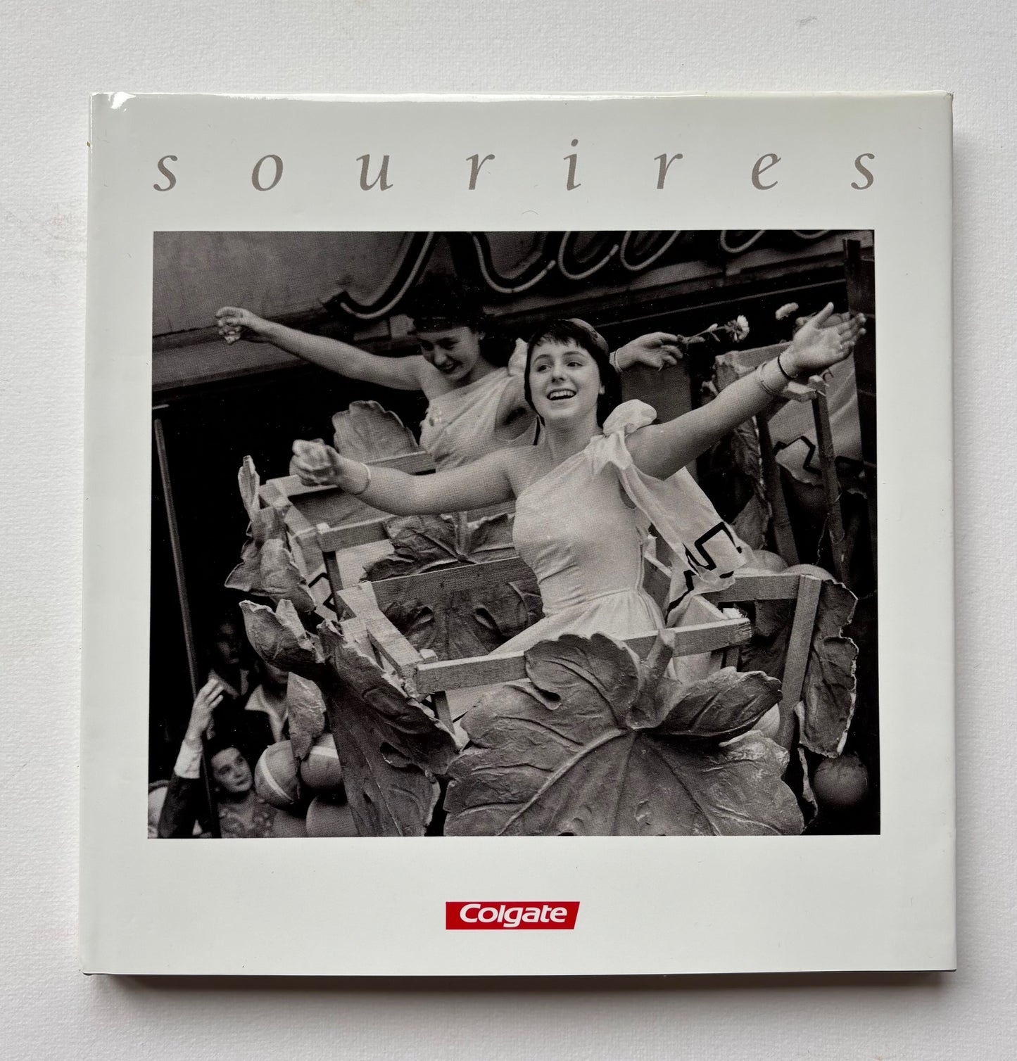 SOURIRES par Elisabeth Foch et Djan Seylan.