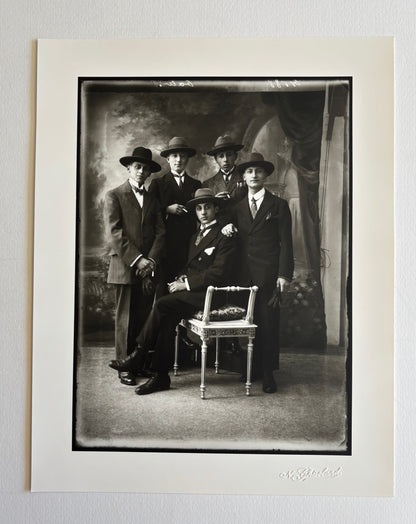 Alain d’Hooghe. NORBERT GHISOLAND. Fragments DE VIES ORDINAIRES + 5 portraits à part dans un portfolio.
