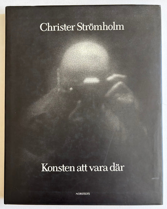 Konsten att vara där (“The art of being there”). Text av Anders Jonassen.
