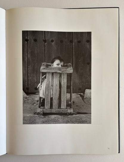Konsten att vara där (“The art of being there”). Text av Anders Jonassen.