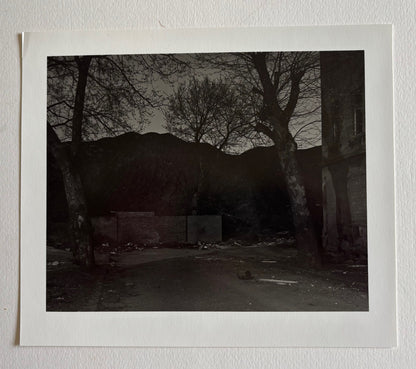 Nocture + Essai pour une archéologie imaginaire. 1980-1987. Special edition of the 2 volumes. (+ 2 PHOTOGRAPHS, SIGNED, NUMBERED)