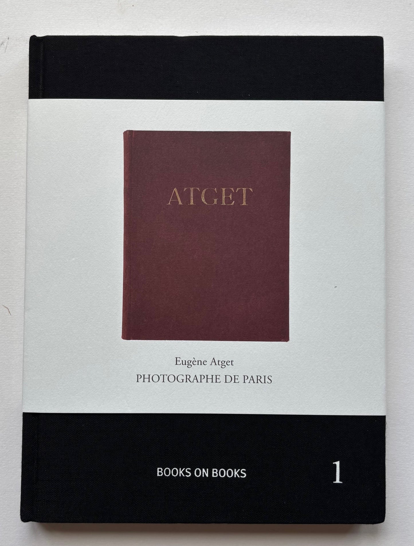 ATGET PHOTOGRAPHE de PARIS. Préface par Pierre MAC-ORLAN.