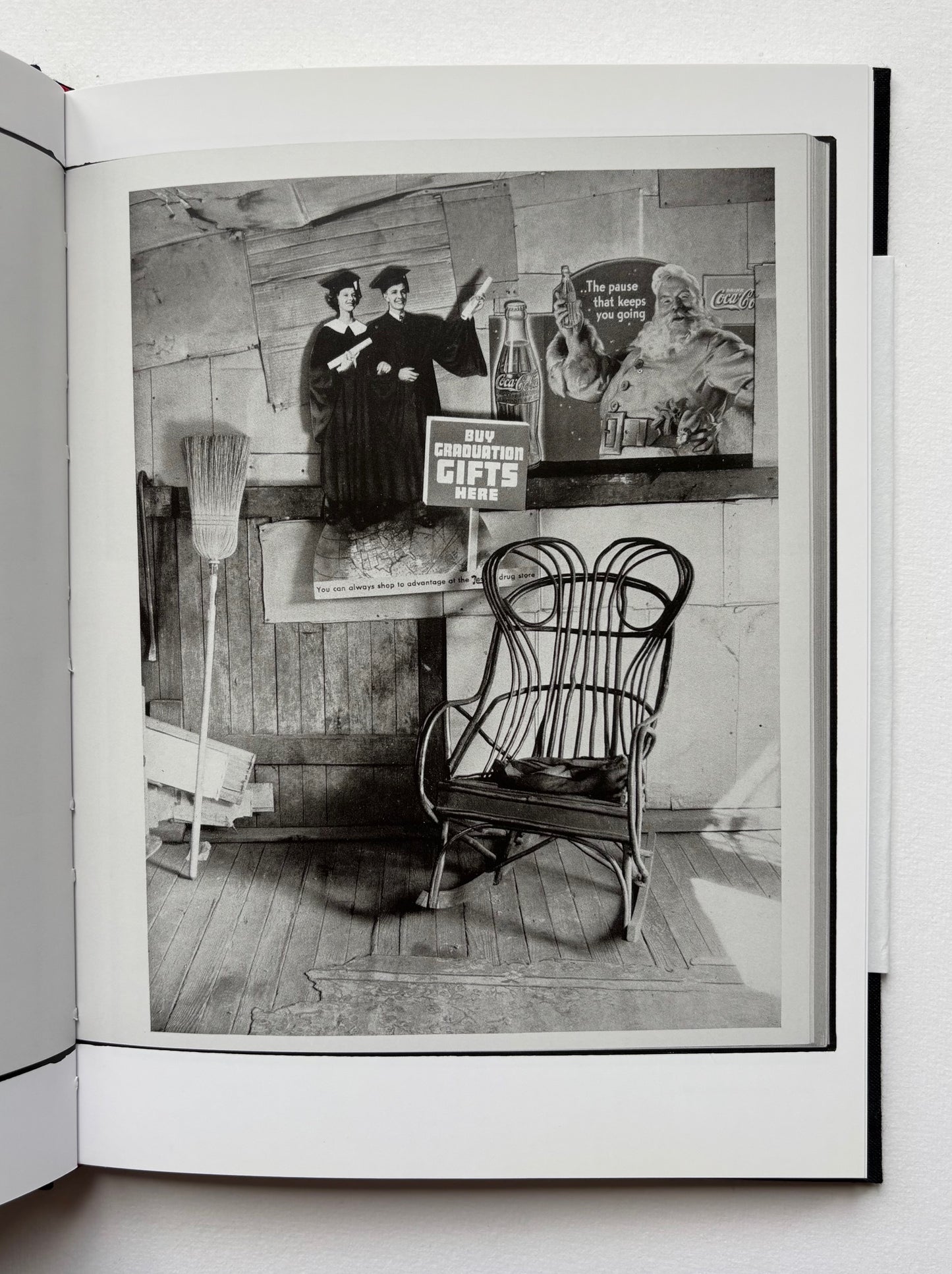 AMERICAN PHOTOGRAPHS.