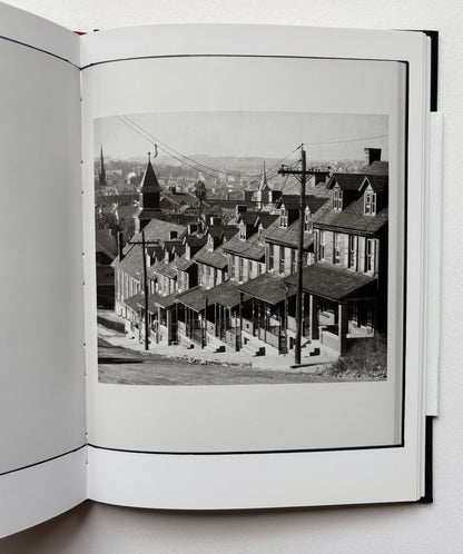 AMERICAN PHOTOGRAPHS.