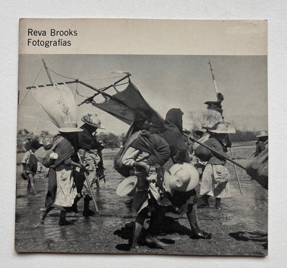 Reva Brooks Fotografias. (DEDICATED, SIGNED)
