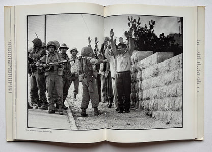 (Jonathan Dimbleby.) Les Palestiniens un peuple, une terre.