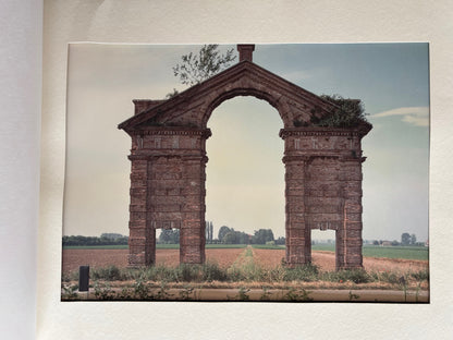 Immagini di Luigi Ghirri. (NUMBERED, SIGNED)